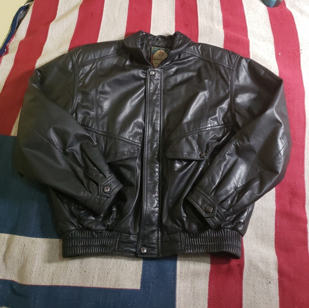 Members Only Leather jacket L
